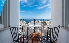 Casa Leucosia Suites